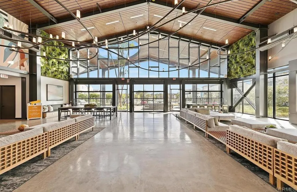 https://cdn.realtyfeed.com/cdn/127/306627726/2ce5d26a5036759e6418952b76b5c722.webp