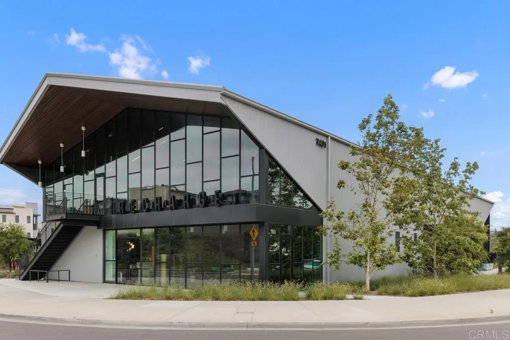 https://cdn.realtyfeed.com/cdn/127/306627726/3ad069a3d96803ea70f6c32a07166334.webp