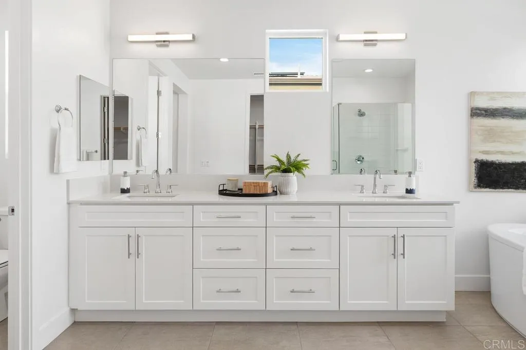 https://cdn.realtyfeed.com/cdn/127/306627726/c657303f233a60b0d36d63828ae985e0.webp