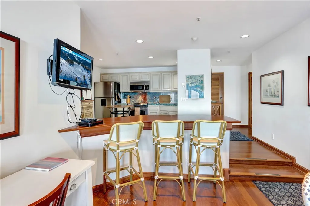 72 Camino De Flores UNIT 10, Avalon, CA, 90704