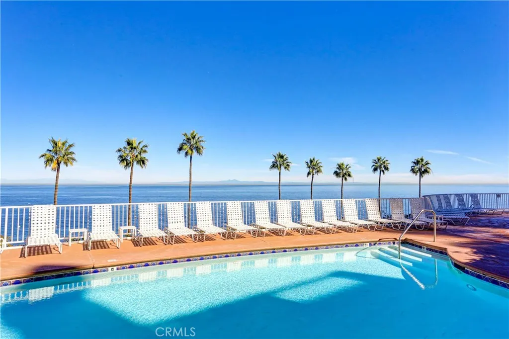 72 Camino De Flores UNIT 10, Avalon, CA, 90704