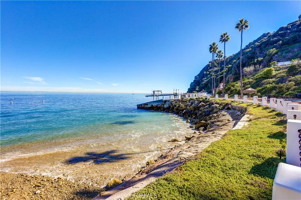72 Camino De Flores UNIT 10, Avalon, CA, 90704