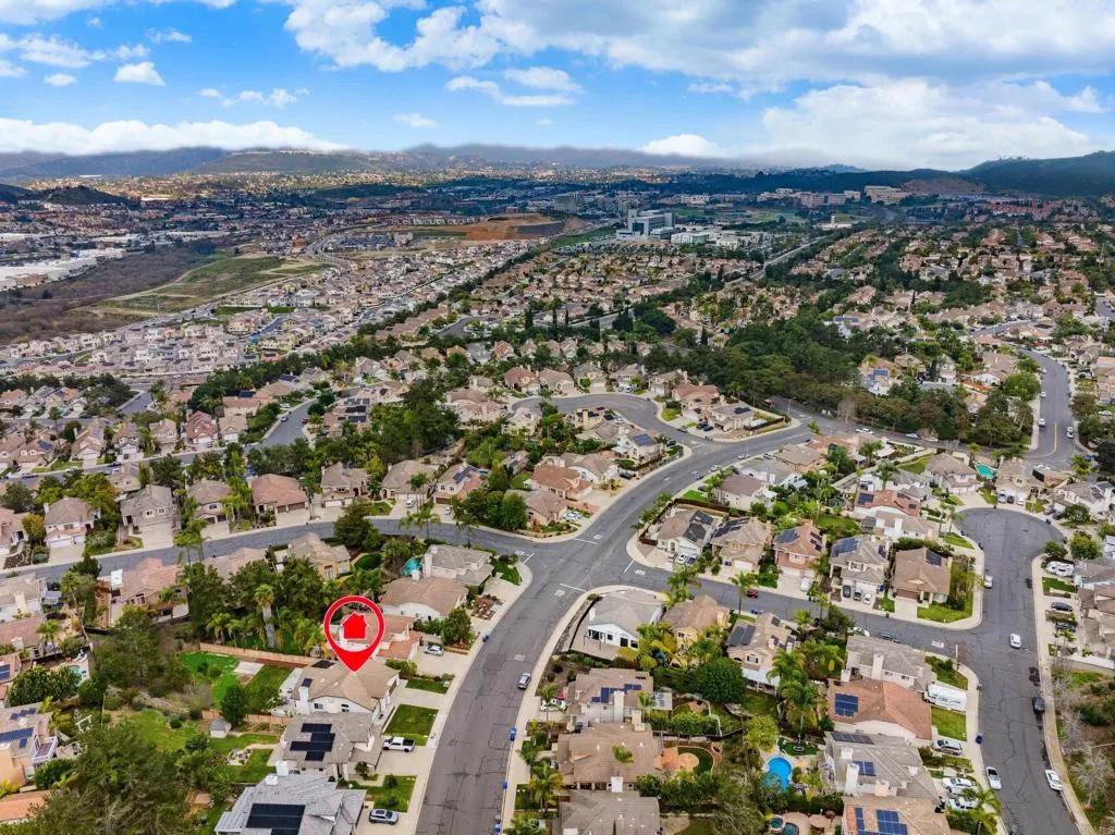 https://cdn.realtyfeed.com/cdn/127/306627737/619b4641f119dfb20a9e47e8c66e4560.webp