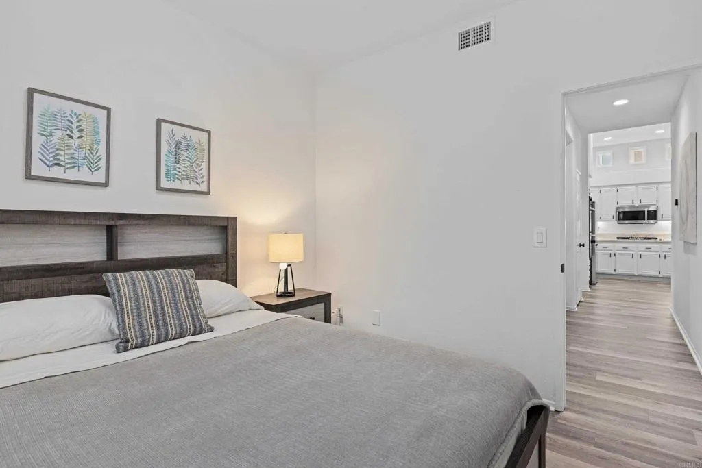 https://cdn.realtyfeed.com/cdn/127/306627737/c364a154f249b6fd1d015f3fa1841530.webp