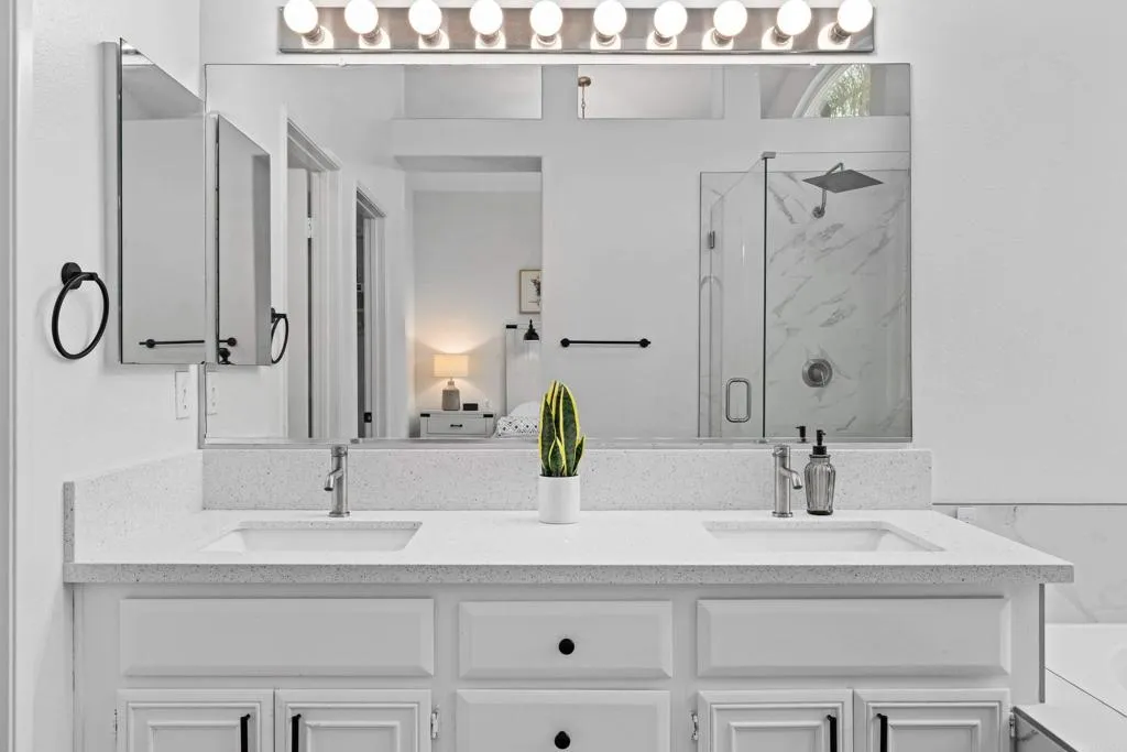 https://cdn.realtyfeed.com/cdn/127/306627737/d45ba1872573d3914ae8d95493f31577.webp