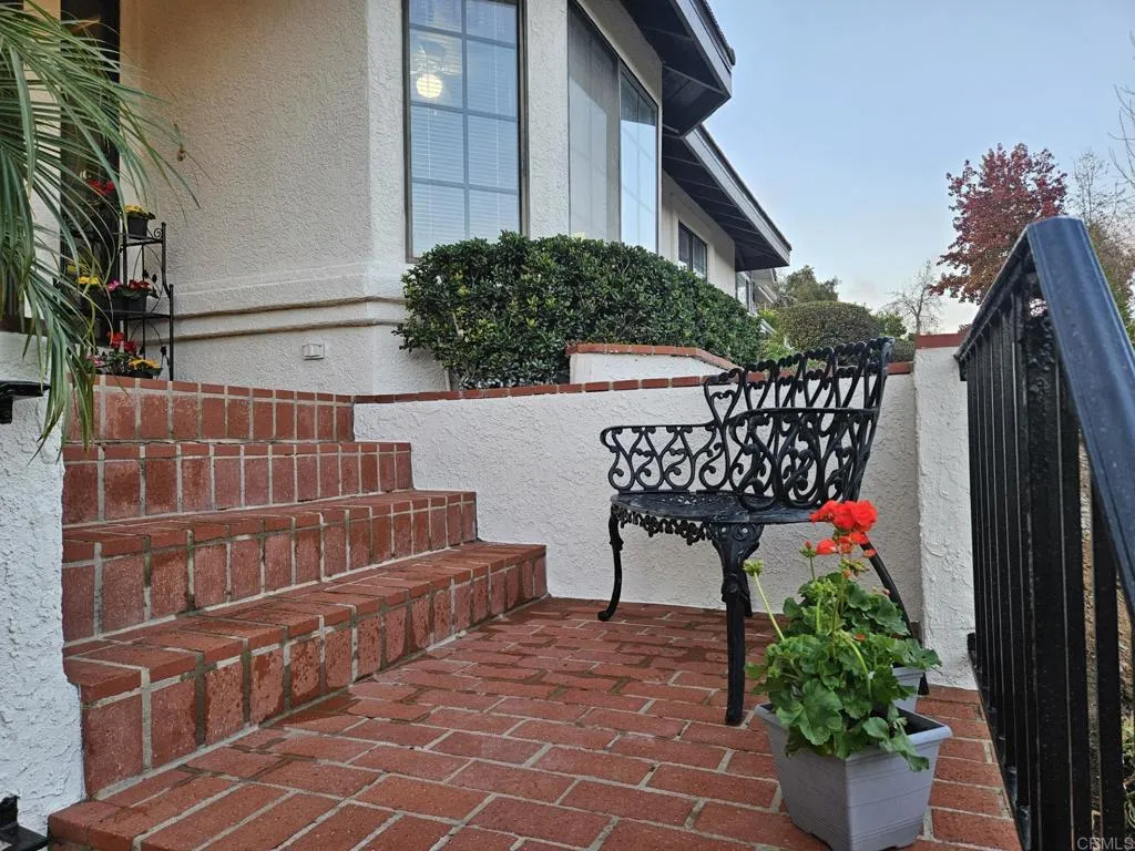 https://cdn.realtyfeed.com/cdn/127/306627746/2752ff1328b175eb87e566b4d3c65cb0.webp