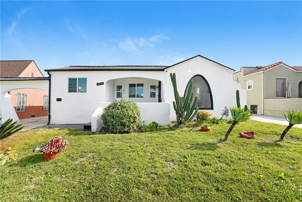 Los Angeles, CA 90043