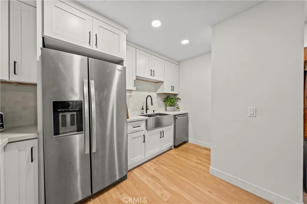 https://cdn.realtyfeed.com/cdn/127/306627784/34409860aacad1844d8972eac729fc9f.webp
