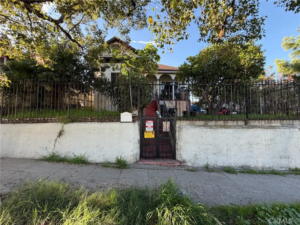 2112 City View Avenue, Los Angeles, CA 90033 - Main photo, Los Angeles, CA