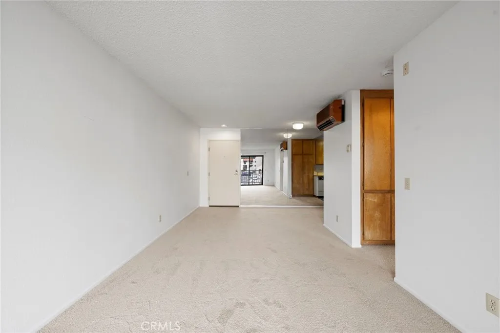 https://cdn.realtyfeed.com/cdn/127/306627805/440731e83893dfe08c36c5350fc06ae3.webp