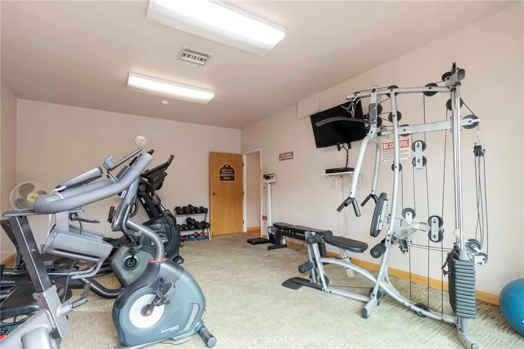 https://cdn.realtyfeed.com/cdn/127/306627805/5e8ab288033b9f4db3304d44573b9729.webp