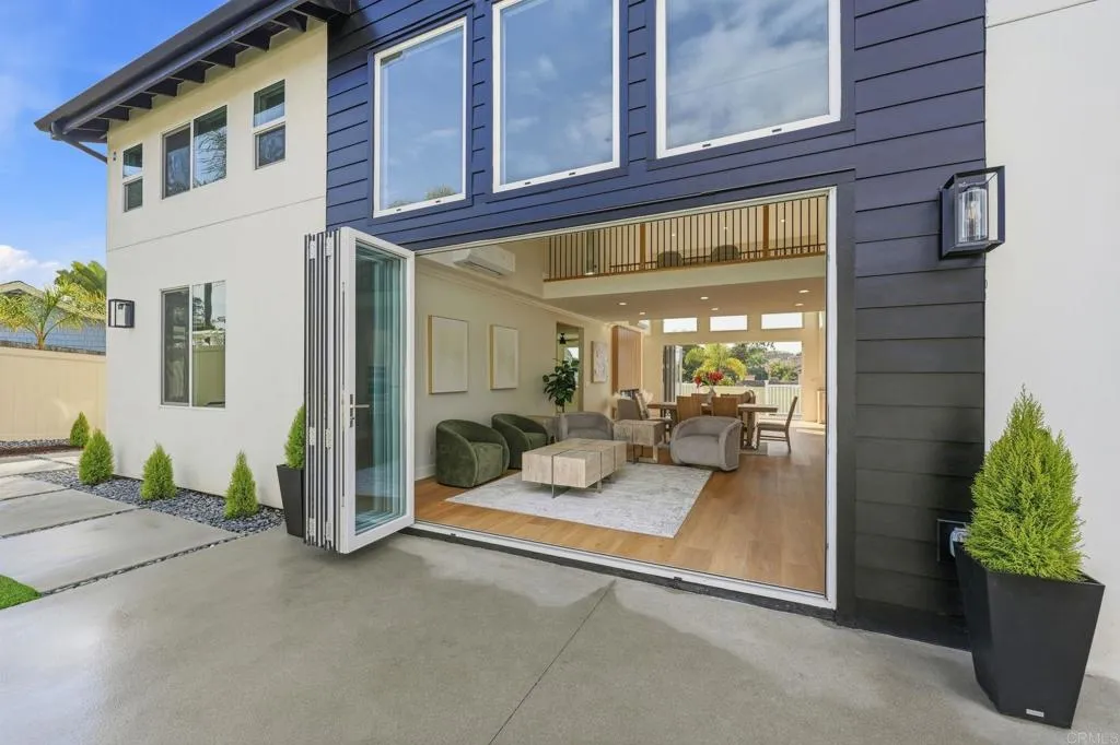 https://cdn.realtyfeed.com/cdn/127/306627845/3021d983989ee782990880c61ba5ba87.webp