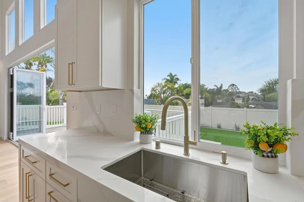 https://cdn.realtyfeed.com/cdn/127/306627845/41d3f1706a0762172000744bc1e36e81.webp