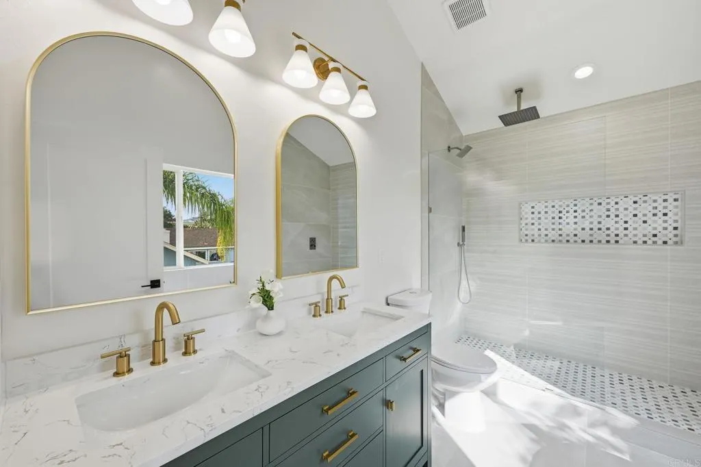 https://cdn.realtyfeed.com/cdn/127/306627845/61c9e3819cff14a2616bf6e2fdb7e829.webp