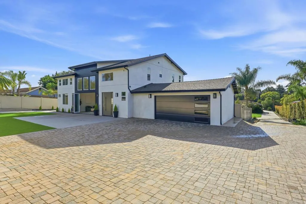 https://cdn.realtyfeed.com/cdn/127/306627845/8f7de56a0b782b1881a751d84f98b1e6.webp