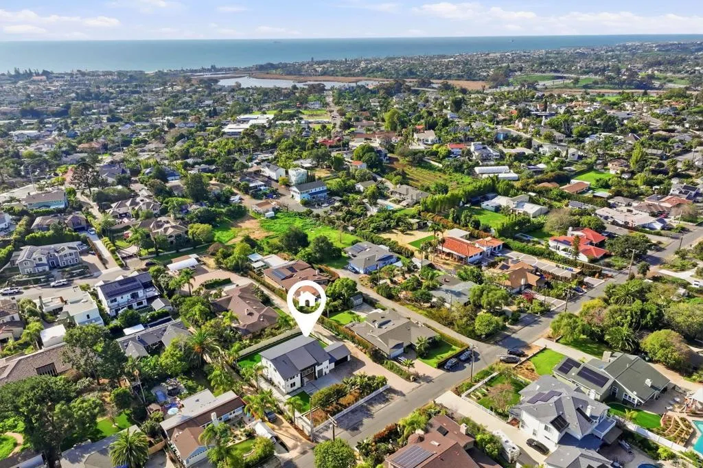 https://cdn.realtyfeed.com/cdn/127/306627845/a3960682c212d79f72ee02c8658dafc1.webp