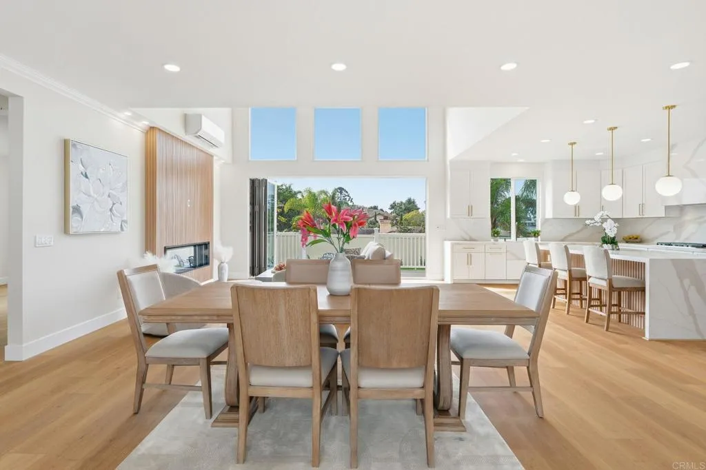 https://cdn.realtyfeed.com/cdn/127/306627845/c537a2ea94fd176dd87b5fe4e13b8388.webp