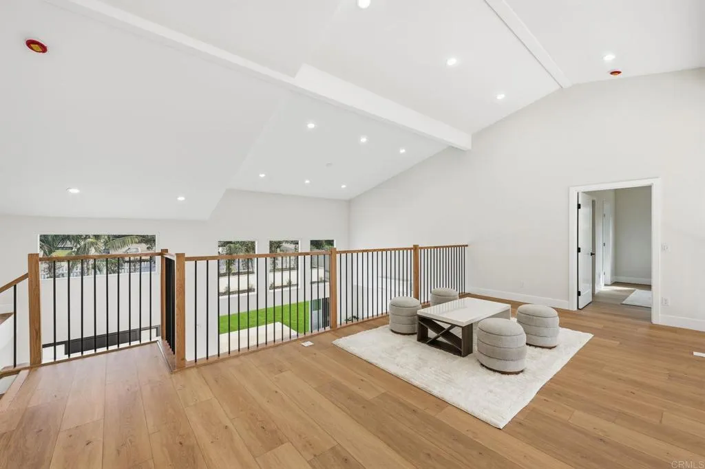 https://cdn.realtyfeed.com/cdn/127/306627845/de2a32d8b930a83bcb49e09f66c0100c.webp