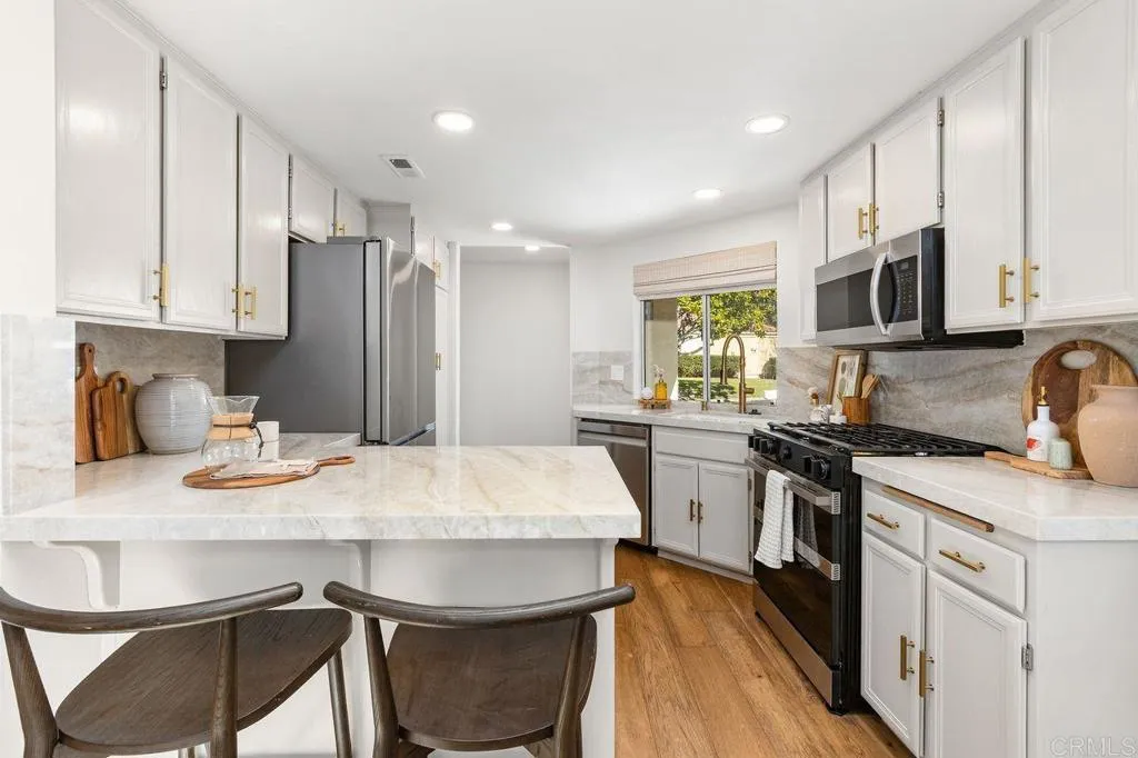 Photo #10: NDP2600777 Listing: Photo #10