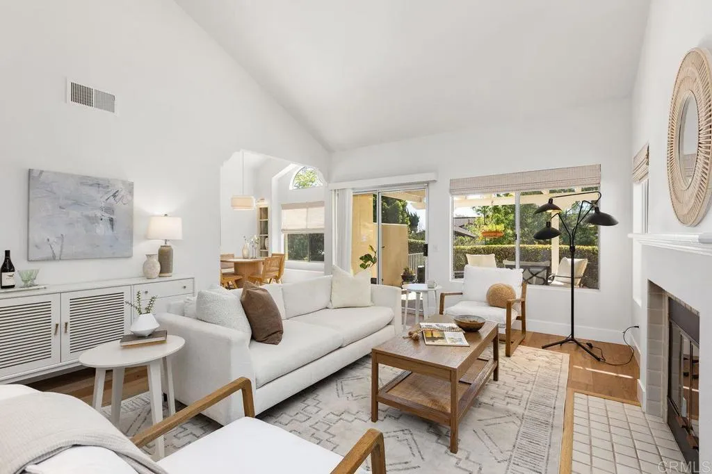https://cdn.realtyfeed.com/cdn/127/306627871/80798f9a297bfb672442522a2033b86e.webp