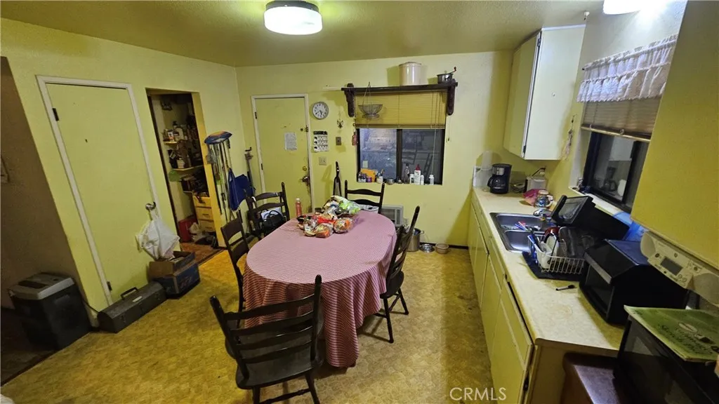 https://cdn.realtyfeed.com/cdn/127/306627885/f3b1c73e473f43124c5e446149cc6330.webp