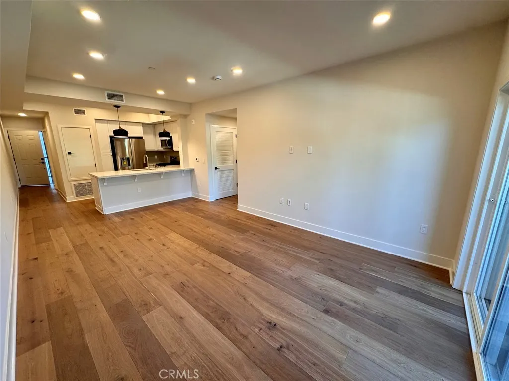 927 Deep Valley Drive Unit 204, Rolling Hills Estates, CA 90274 - Photo 4 of 32, Rolling Hills Estates, CA