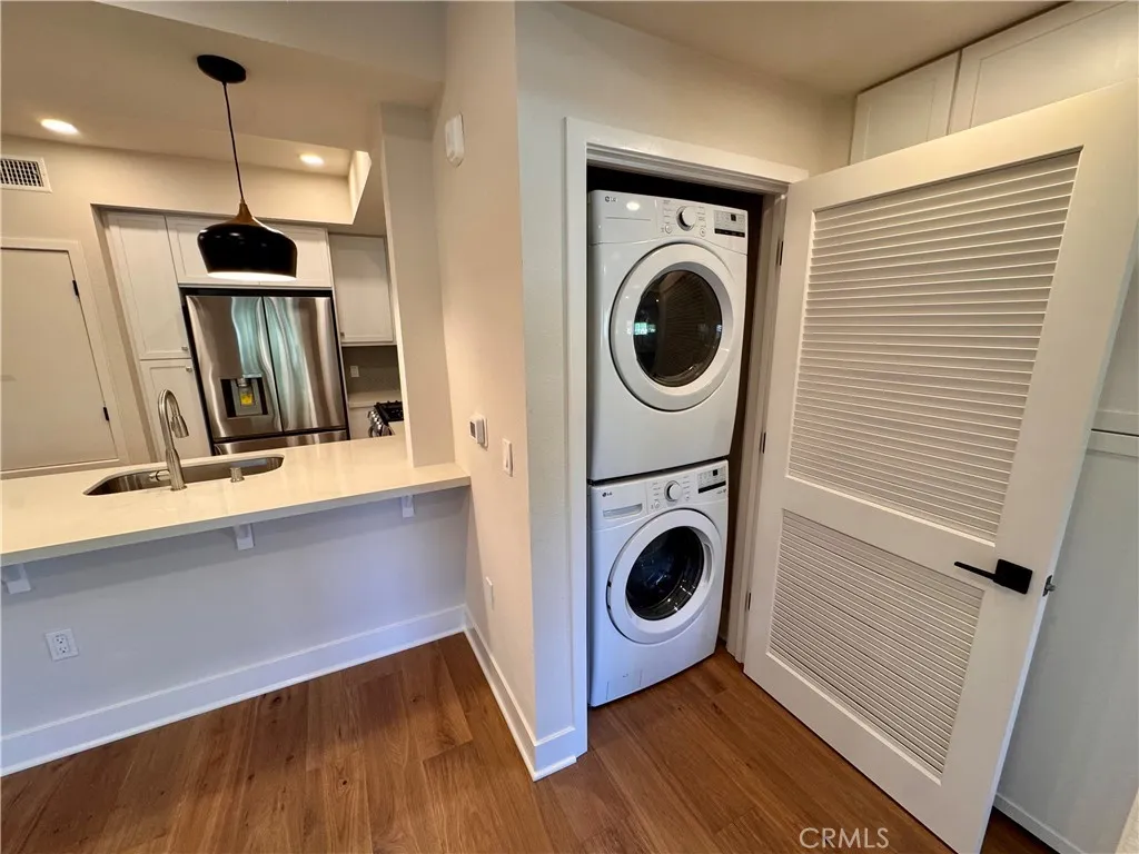 927 Deep Valley Drive Unit 204, Rolling Hills Estates, CA 90274 - Photo 5 of 32, Rolling Hills Estates, CA