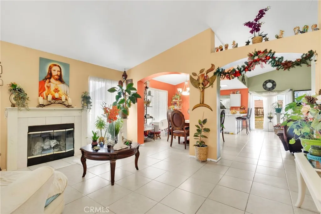 14904 Ocotillo Street, Victorville, CA 92394 - Photo 4 of 20, Victorville, CA