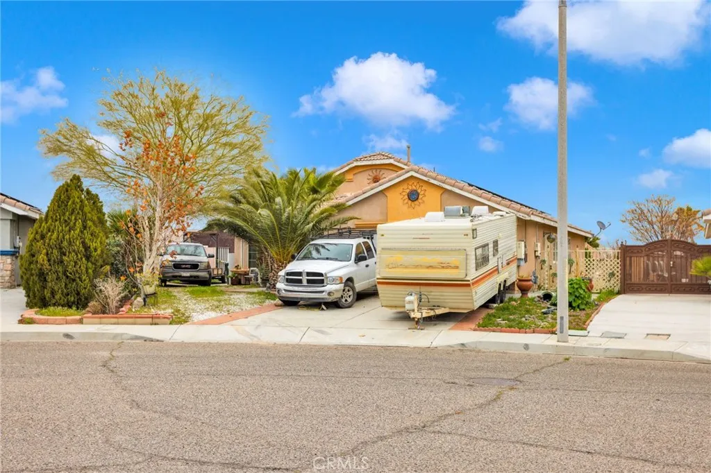 14904 Ocotillo Street, Victorville, CA 92394 - Main photo, Victorville, CA