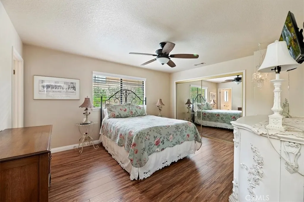 https://cdn.realtyfeed.com/cdn/127/306627968/254f555e495500407bd37e0426bb18ee.webp