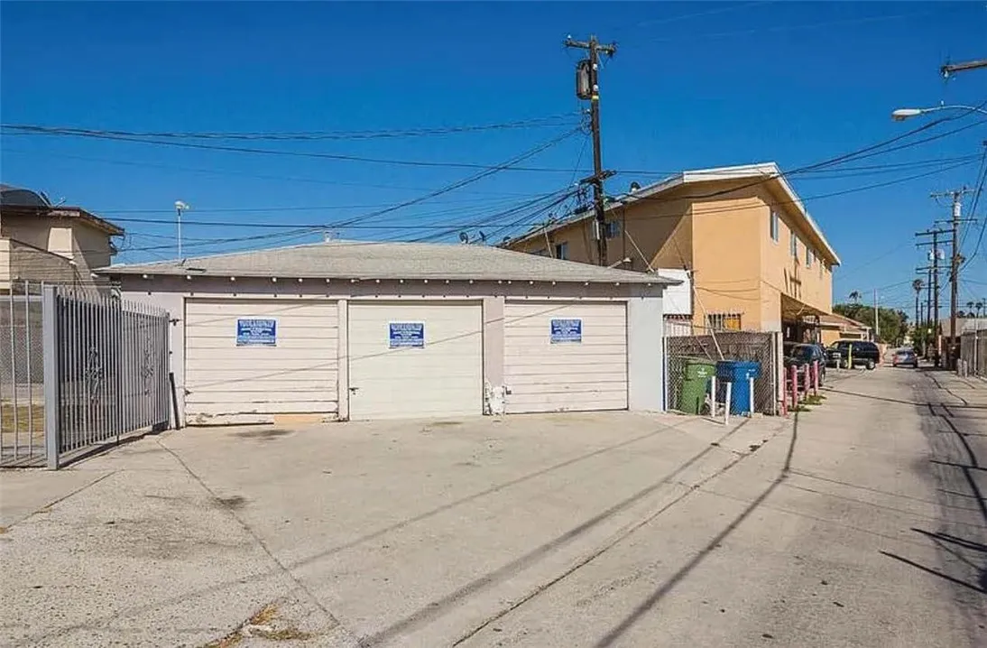534 Hyde Park, Inglewood, CA 90302 - Photo 3 of 9, Inglewood, CA
