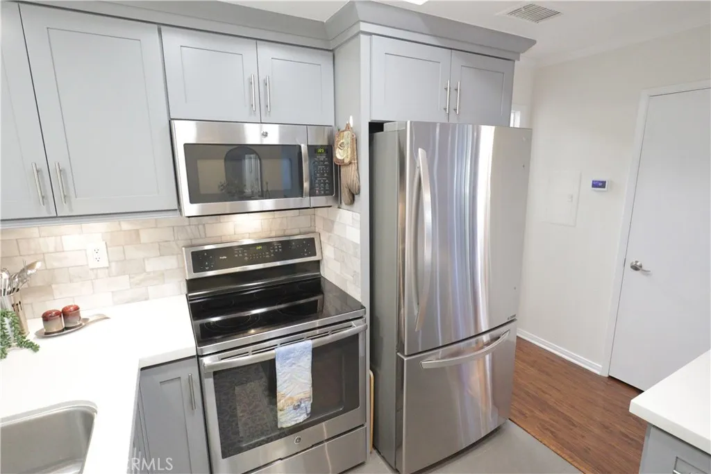 2405 1-h Via Mariposa Unit 1-h, Laguna Woods, CA 92637 - Photo 2 of 35, Laguna Woods, CA