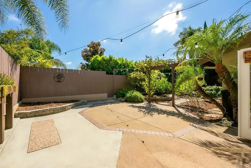 https://cdn.realtyfeed.com/cdn/127/306628054/7766b6523833ba06382ac56784bcba6e.webp