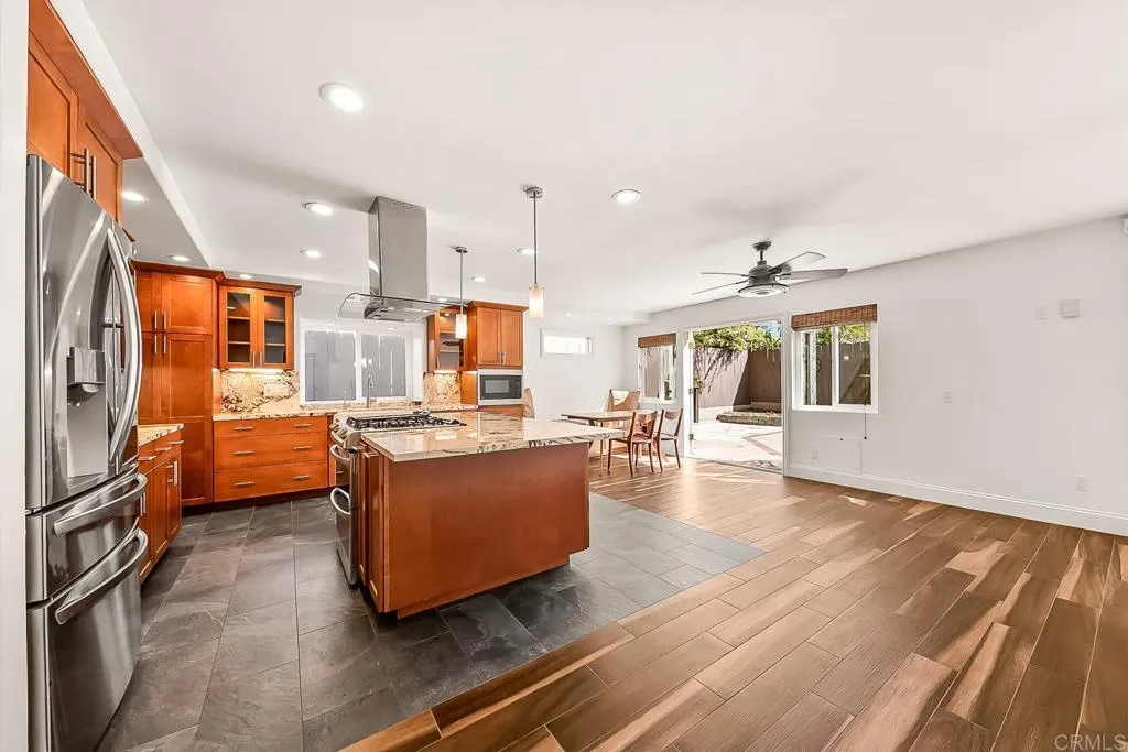 https://cdn.realtyfeed.com/cdn/127/306628054/a6e5d0ae57771138a078df688816da4d.webp