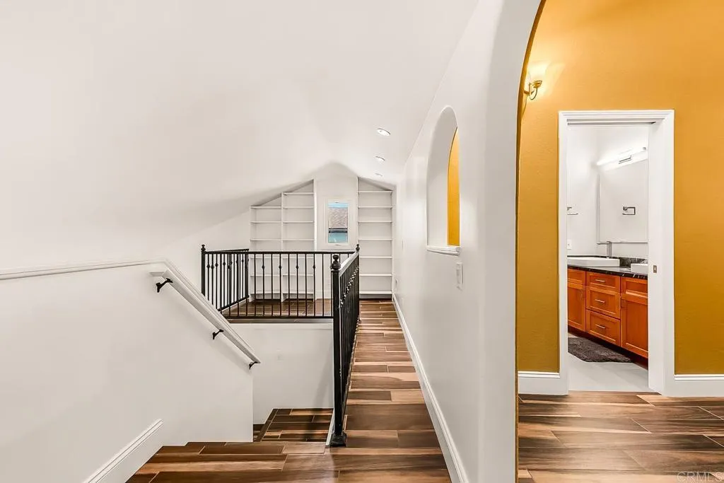 https://cdn.realtyfeed.com/cdn/127/306628054/a75cb17fc9de29355411c56086a3247a.webp
