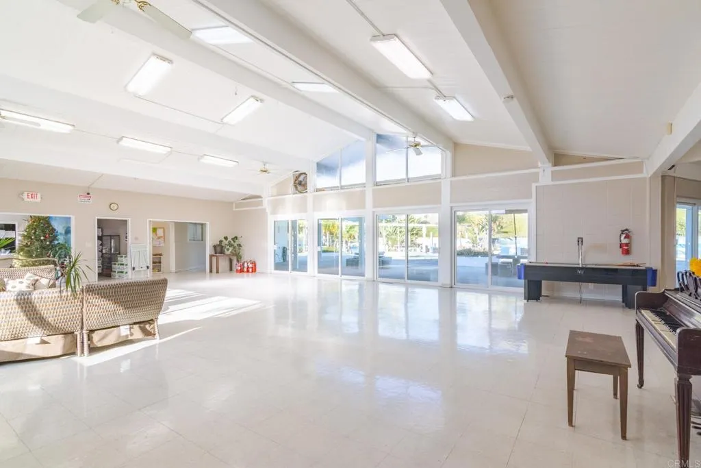 https://cdn.realtyfeed.com/cdn/127/306628062/e2a86412cdb48a887ca7137d2cc1f96c.webp