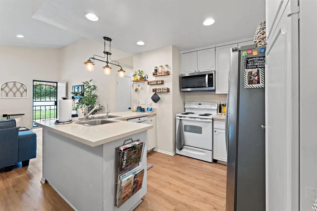 Photo #6: NDP2600783 Listing: Photo #6