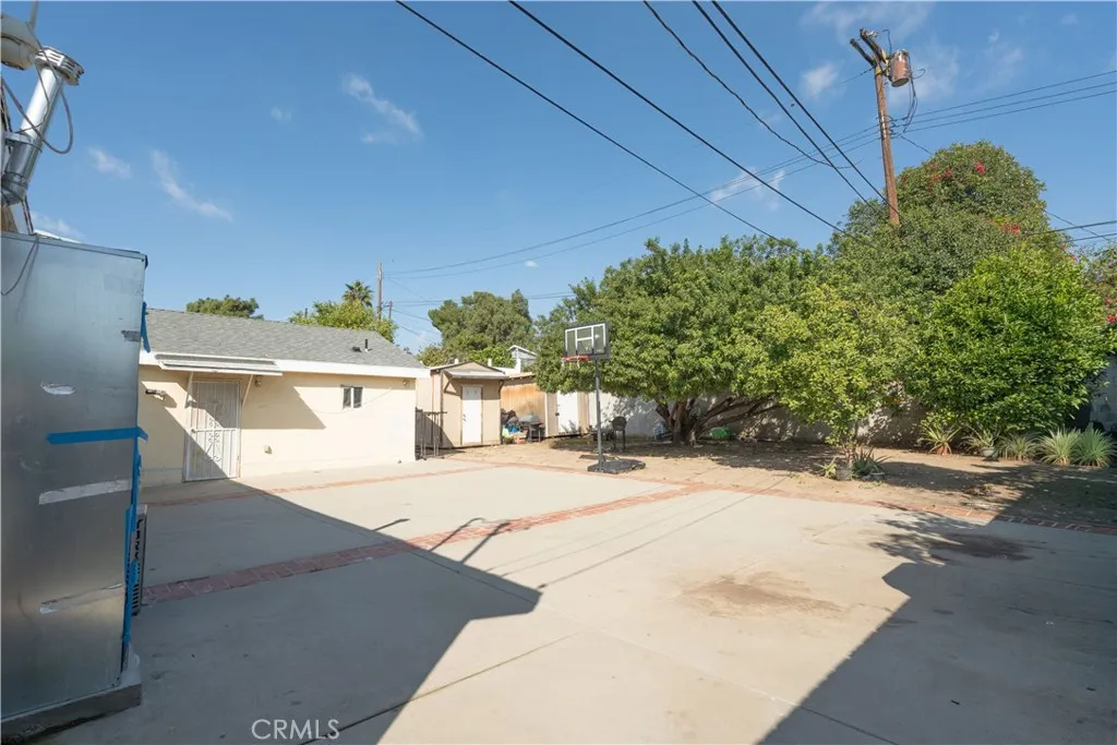 11044 Borden Avenue, Pacoima, CA, 91331