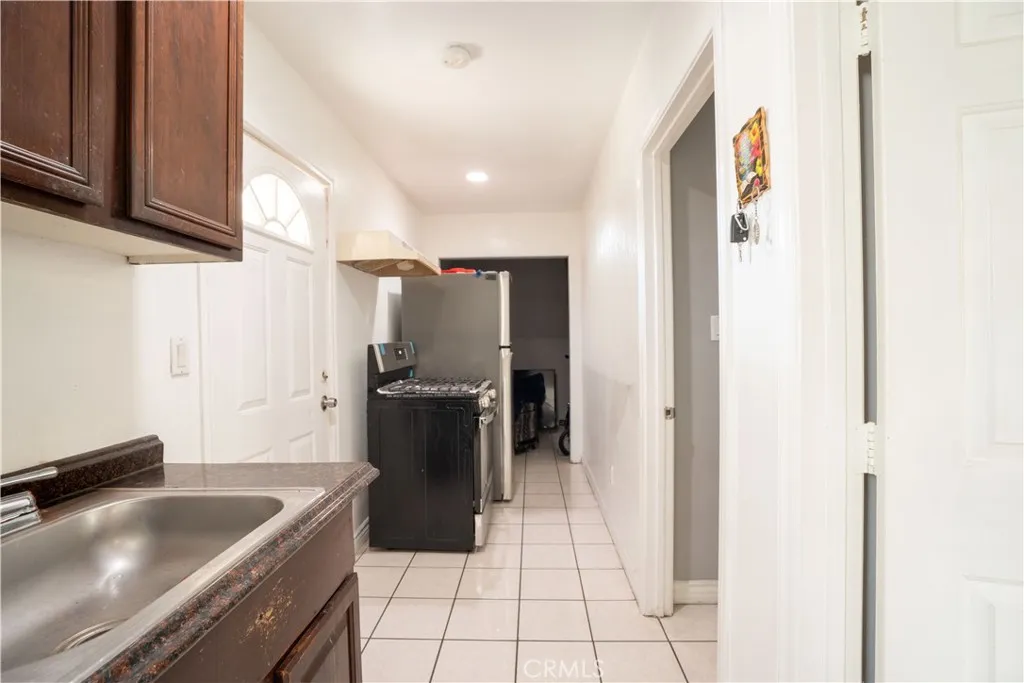 11044 Borden Avenue, Pacoima, CA, 91331