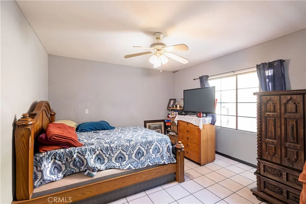 11044 Borden Avenue, Pacoima, CA, 91331