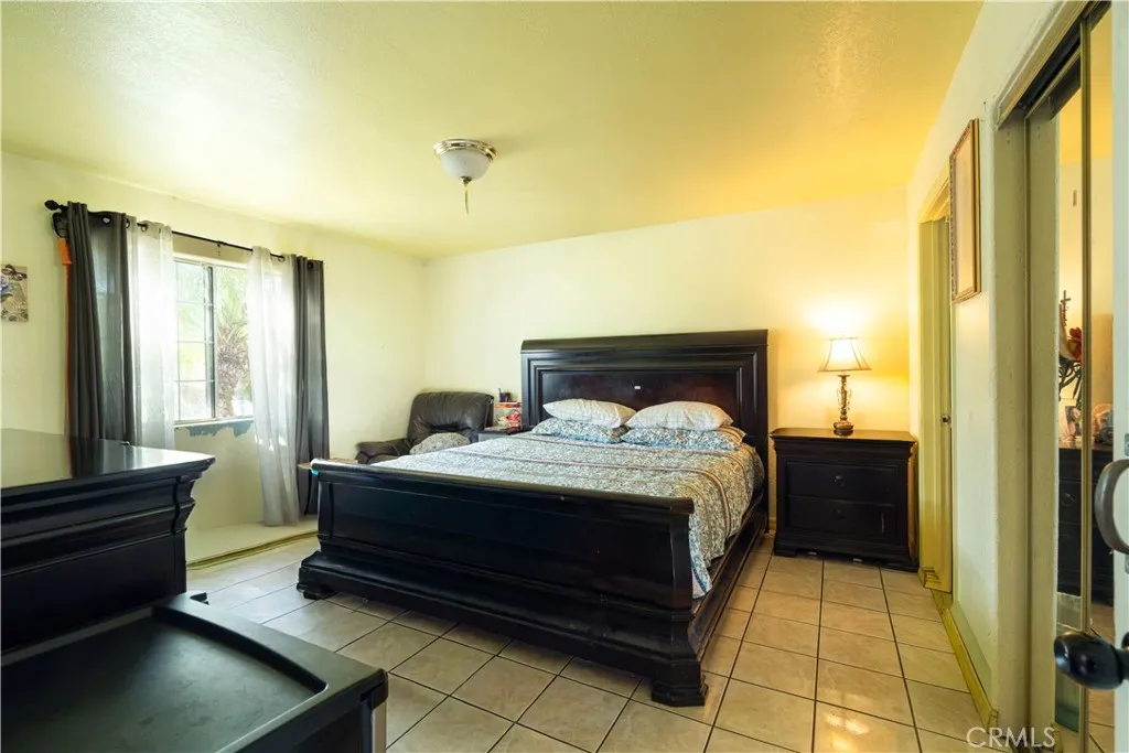 11044 Borden Avenue, Pacoima, CA, 91331