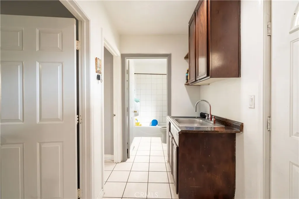 11044 Borden Avenue, Pacoima, CA, 91331