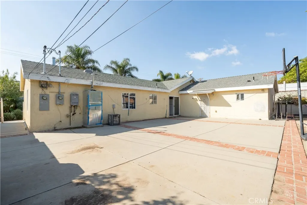 11044 Borden Avenue, Pacoima, CA, 91331