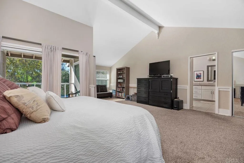 https://cdn.realtyfeed.com/cdn/127/306628098/394df0f78947579f7b72534288aee541.webp