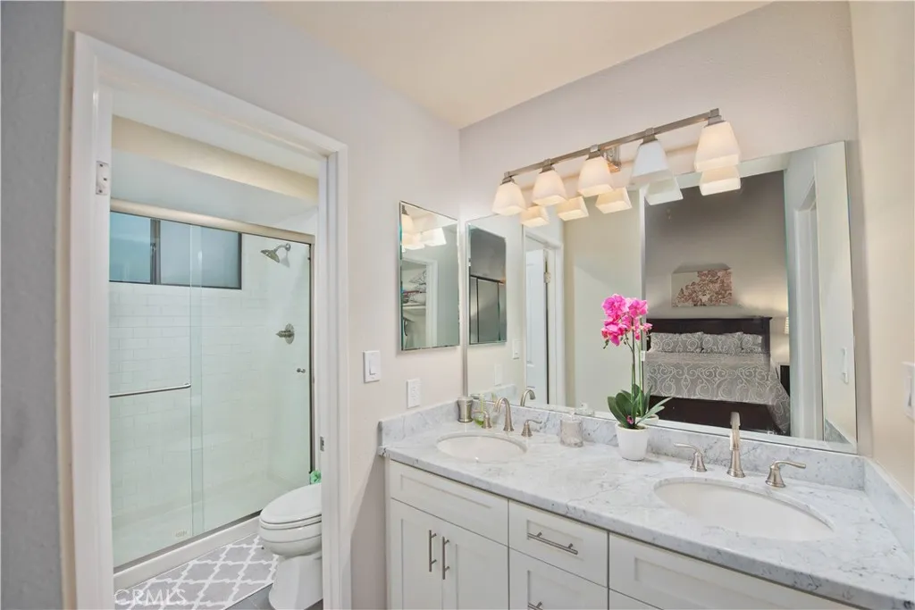 21820 Marylee Street UNIT 224, Woodland Hills, CA, 91367