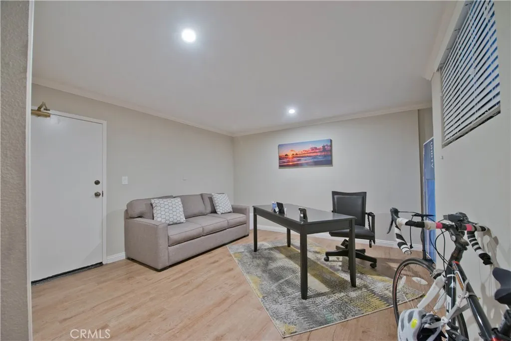 21820 Marylee Street UNIT 224, Woodland Hills, CA, 91367