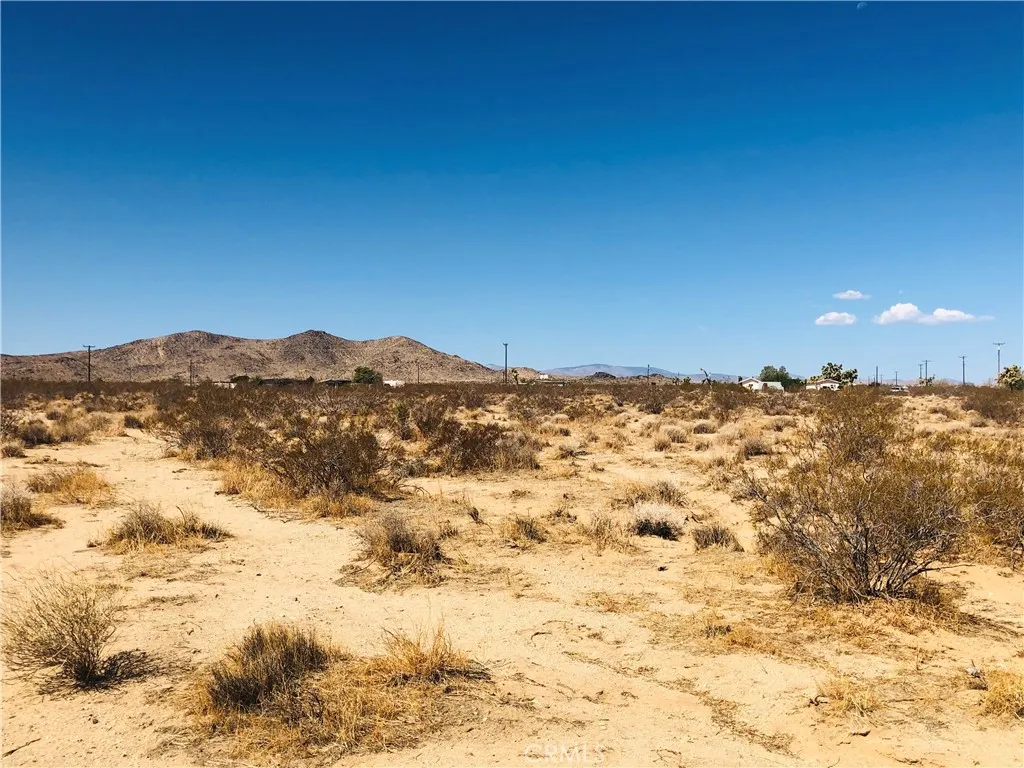 2 Napa, Landers, CA 92285 - Photo 2 of 9, Landers, CA