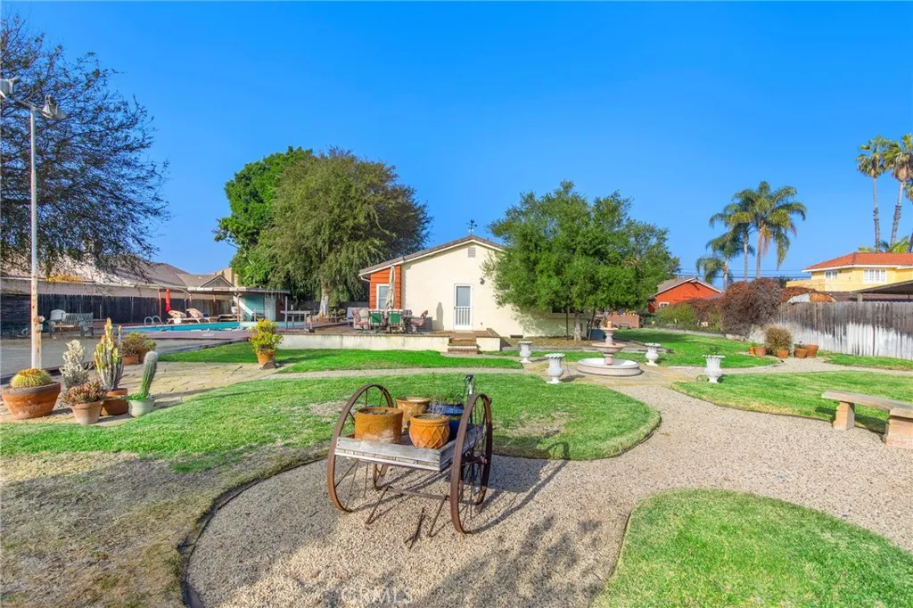 11252 Chapman Ave, Garden Grove, CA 92840 - Photo 5 of 35, Garden Grove, CA