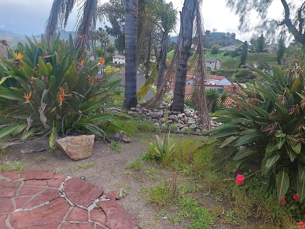 https://cdn.realtyfeed.com/cdn/127/306628164/9b4f97171422ded117f15308d1ef139e.webp