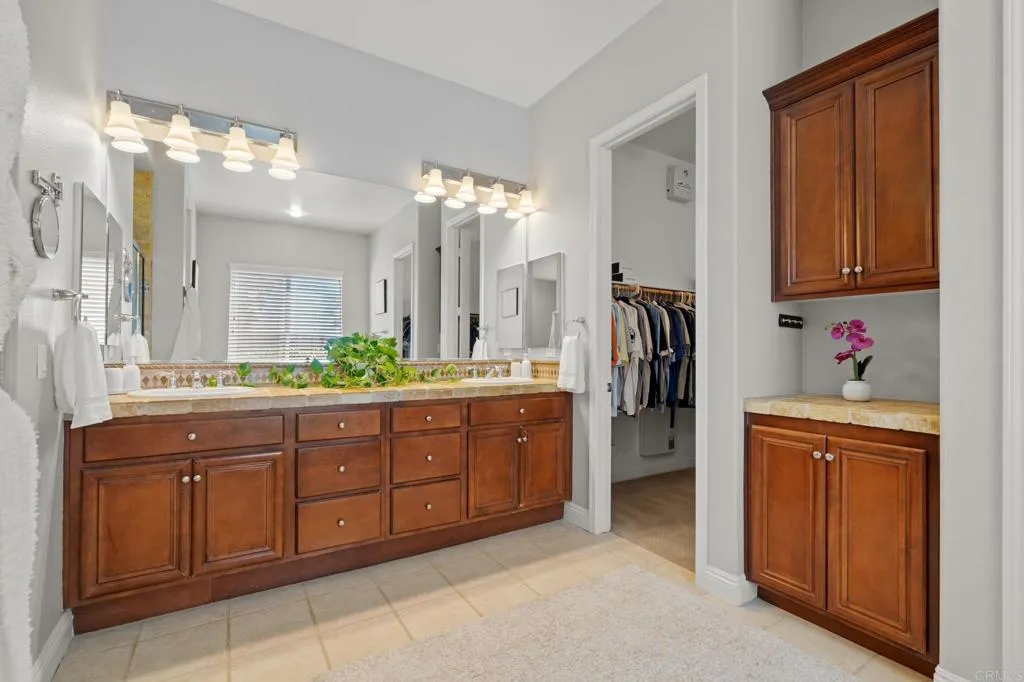 https://cdn.realtyfeed.com/cdn/127/306628240/4647db8e9e4d5aafb8aa59a6b48506ae.webp